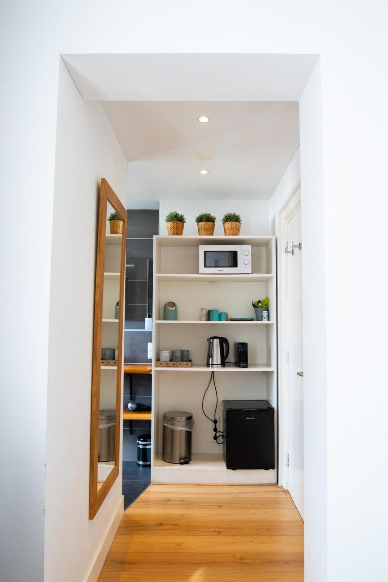Cafe 'T Vonderke Bed & Breakfast Eindhoven Bagian luar foto